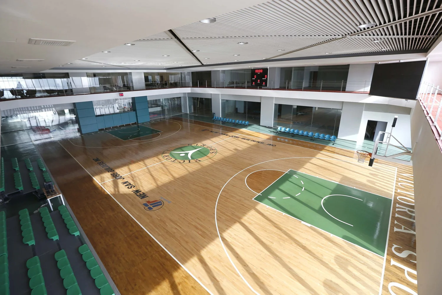 BASKETBALL COURT